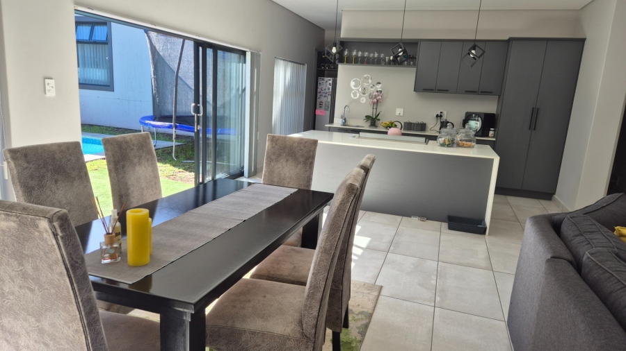 4 Bedroom Property for Sale in Island View Western Cape